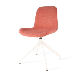 Nio-Isa eetkamerstoel beige - walnoot houten onderstel