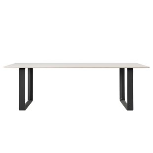 70/70 - 255 x 108 cm.