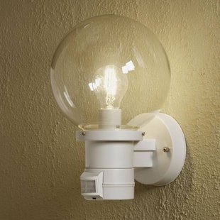 Konstsmide Buitenwandlamp NEMI met bewegingsmelder, wit Konstsmide Buitenwandlamp NEMI met bewegingsmelder, wit