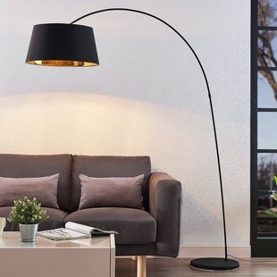 Lindby Esti vloerlamp, zwart/goud, stof, hoogte 192cm