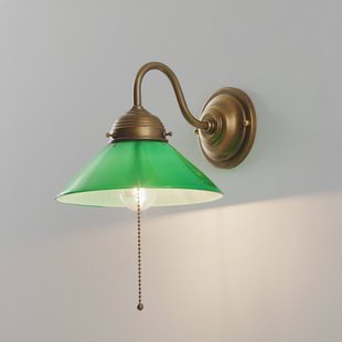 Berliner Messinglampen Wandlamp KONRAD met groene glazen kap