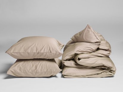 Yumeko Dekbedovertrek katoen satijn warm taupe 100% biologisch en fairtrade katoen, satijn geweven