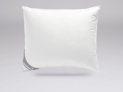 Yumeko Kussen halfdons 2-kamer 60x70 medium 
Kamer 1: 15% eendendons, 85% eendenveertjes
Kamer 2: 90% eendendons, 10% eendenveertjes
Tijk: 100% biologisch katoen