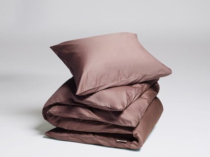 Yumeko Dekbedovertrek katoen satijn rose brown 140x220 1/60x70 100% biologisch en fairtrade katoen, satijn geweven Yumeko Dekbedovertrek katoen satijn rose brown 140x220 + 1/60x70 100% biologisch en fairtrade katoen, satijn geweven