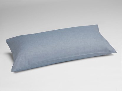 Yumeko Kussensloop katoen Tencel™ blue chambray 40x80 60% biologisch katoen, 40% TENCEL™