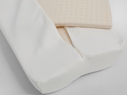 Yumeko Kussen natuurlatex wave 44x63x11/13 zacht
Vulling: 100% Hevea Foam® natuurlatex
Tijk: 100% biologisch katoen Yumeko Kussen natuurlatex wave 44x63x11/13 zacht
Vulling: 100% Hevea Foam® natuurlatex
Tijk: 100% biologisch katoen