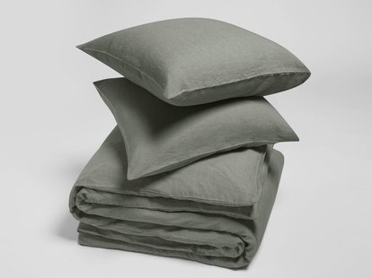 Yumeko Dekbedovertrek gewassen linnen stone green 240x220 + 2/60x70 100% gewassen linnen