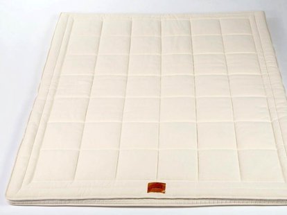 Yumeko Topdekmatras natuurlatex 180x200 
Kern: 100% natuurlatex
Tijk: 100% biologisch katoen, gewatteerd met 100% biologische wol