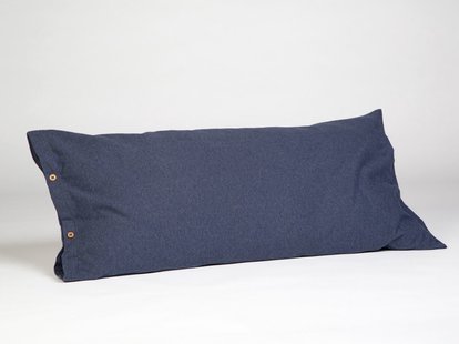 Yumeko Kussensloop jersey indigo blue 40x80 100% biologisch en fairtrade katoen, jersey katoen (gebreid)