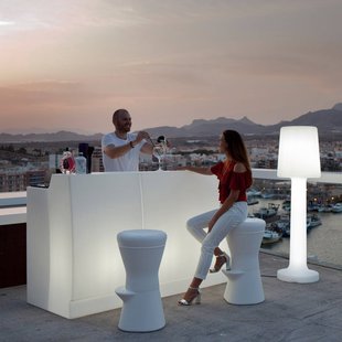 Newgarden Carmen vloerlamp hoogte 165 cm daglicht