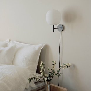 New Works Lantern Small wandlamp, opaalglas New Works Lantern Small wandlamp, opaalglas