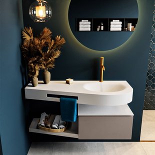 MONDIAZ RIVA 120cm badmeubel onderkast / planchet kleur Smoke met 1 lade. Wastafel DULCET rechts 1 kraangat kleur Talc.