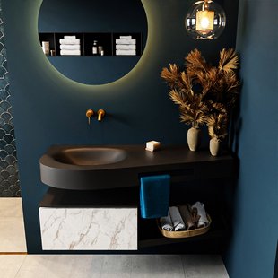 MONDIAZ RIVA 120cm badmeubel onderkast / planchet kleur carrara met 1 lade. Wastafel DULCET links 0 kraangaten kleur Urban.