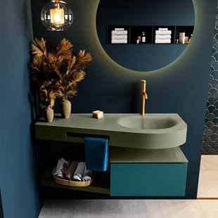 MONDIAZ RIVA 120cm badmeubel onderkast / planchet kleur Smag met 1 lade. Wastafel DULCET rechts 1 kraangat kleur Army.