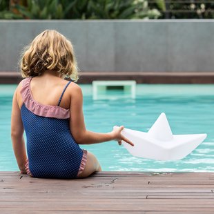 Goodnight Light Oplaadbare LED lamp The BOAT lamp, drijfbaar, RGBW