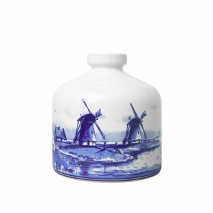 Vaas rond landschap molen