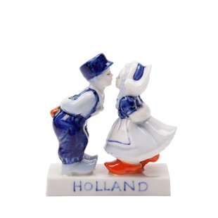 Kussend paar (10 cm)