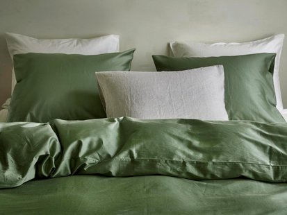 Yumeko Kussensloop katoen satijn mid olive 100% biologisch en fairtrade katoen, satijn geweven