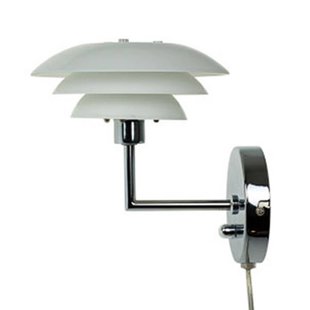 Dyberg Larsen DL20 wandlamp, glazen kap, chroom