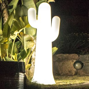 Newgarden Pancho LED vloerlamp wit met oplaadbare batterij Newgarden Pancho LED vloerlamp wit met oplaadbare batterij