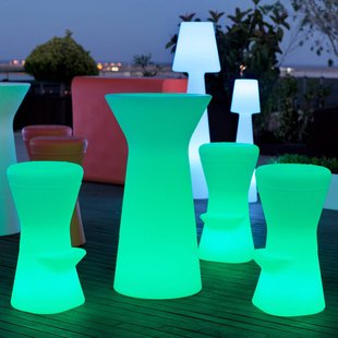 Newgarden Corfu LED barkruk met oplaadbare batterij op zonne Newgarden Corfu LED barkruk met oplaadbare batterij op zonne+