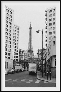Ingelijste poster Eiffel Tower Street | Walljar Ingelijste poster Eiffel Tower Street | Walljar