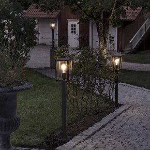 Konstsmide Tuinpadverlichting Carpi, lantaarnvorm, zwart