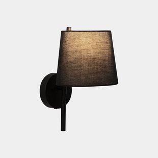 LEDS-C4 Clip wandlamp met LED leeslampje zwart