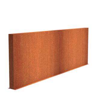 Cortenstaal muur 400x15x135cm.