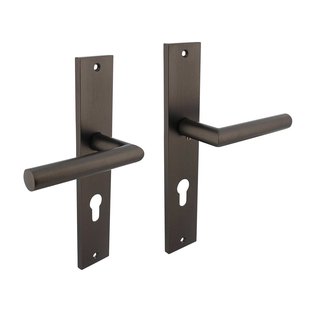 Intersteel Deurklink Bastian op schild 245x45 mm profielcilindergat 72mm antracietgrijs