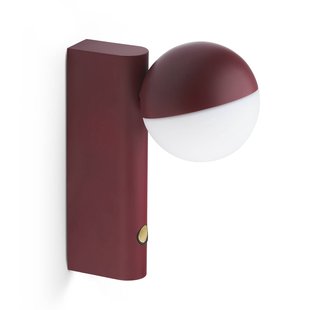 Northern Balancer mini LED wandlamp, kersenrood