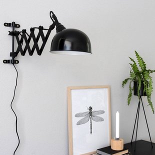 Steinhauer Yorkshire schaarlamp voor aan de muur, zwart