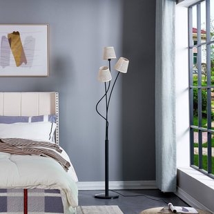 Lindby vloerlamp Torvy, zwart/wit, metaal, 165 cm, E14 Lindby vloerlamp Torvy, zwart/wit, metaal, 165 cm, E14