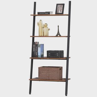 Wandrek Ramiri | NADUVI Collection