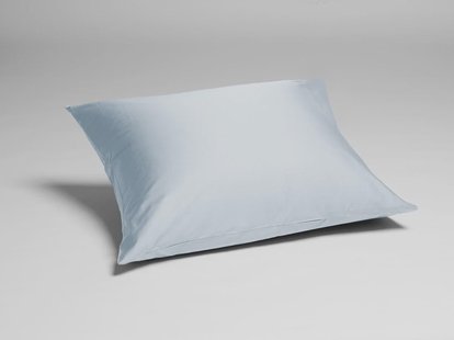 Yumeko Kussensloop katoen satijn sky blue 50x70 100% biologisch en fairtrade katoen, satijn geweven
