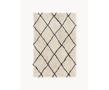 Zacht hoogpolig vloerkleed Naima, handgetuft