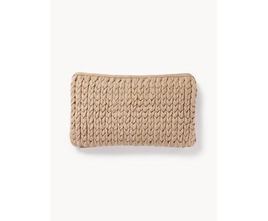 Handgemaakte grofgebreide kussenhoes Adyna