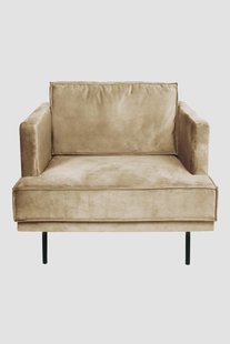 The Duchess velvet loveseat Juke sand