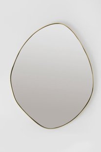 Goudkleurige organische hangspiegel