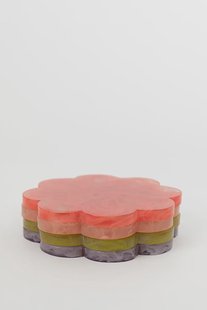 Multicolour resin glasonderzetters bloem