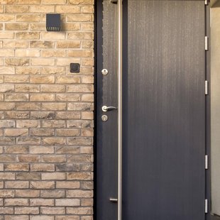 Globo Illi LED buitenwandlamp, antraciet, breedte 10 cm, aluminium, IP54