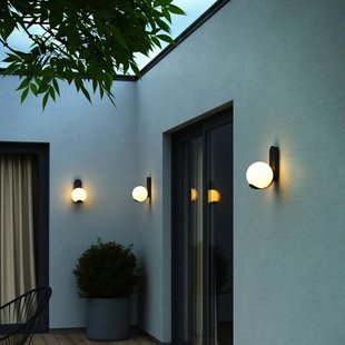 Nordlux Buitenwandlamp Dalius, zwart, bolvormige kap wit