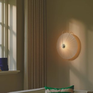 Nordlux Nadia wandlamp, geplooide kap, wit