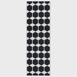 Brita Sweden Anna vloerkleed zwart 70 x 140 cm.