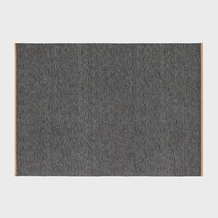 Design House Stockholm Björk vloerkleed groot donker grijs 170 x 240 cm.