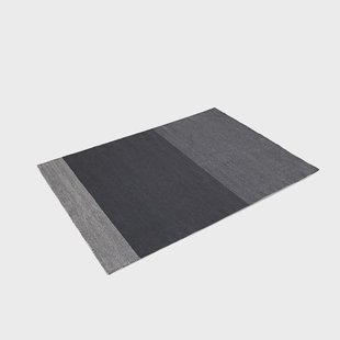 Muuto Varjo vloerkleed 170x240 cm donkergrijs