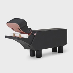 Kay Bojesen Denmark Kay Bojesen nijlpaard met krijtbordverf zwart Kay Bojesen Denmark Kay Bojesen nijlpaard met krijtbordverf zwart