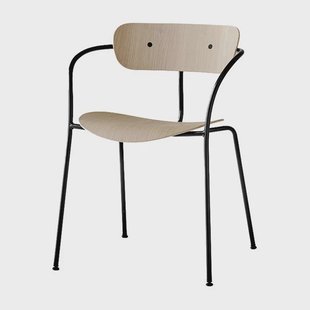 &Tradition Pavilion stoel AV2 gelakt eikenhout