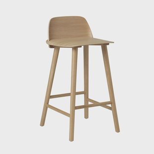 Muuto Nerd barkruk 65 cm. eiken