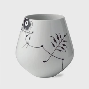 Royal Copenhagen Black Fluted Mega zwart vaas 20,5 cm.